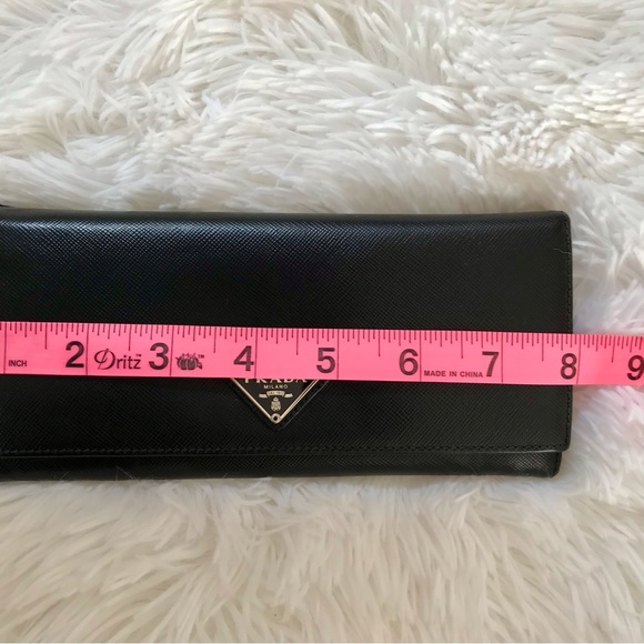 PRADA SAFFIANO BLACK WALLET - Picture 7 of 9